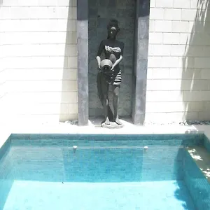 Gasthuis Mirah, Kuta Lombok