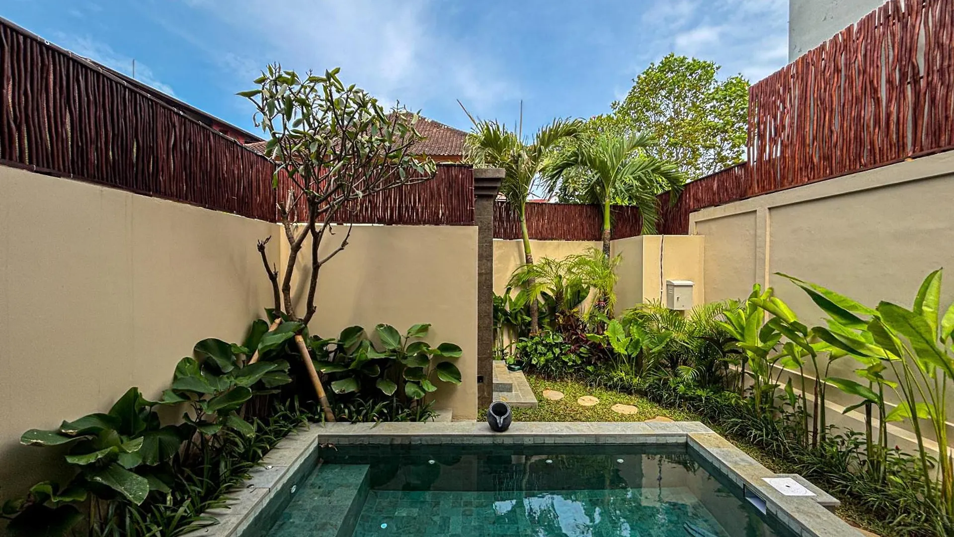Villa Bolon Kuta   Kuta (Bali)